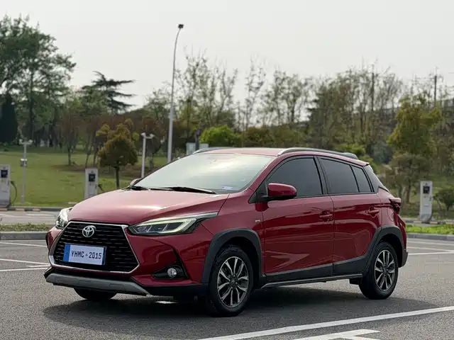 Toyota Yaris L To Dazzle Yaris L Zhixuan 2021 1.5l Cvt Deluxe Edition — фото