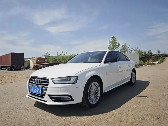 Audi Audi A4l Audi A4l 2015 35 Tfsi Automatic Comfort Type — фото