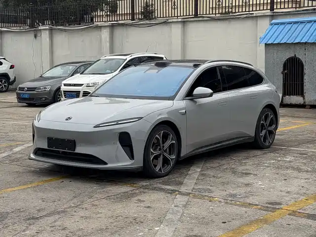 Nio Nio Et5t Nio Et5t 2023 75kwh Touring — фото