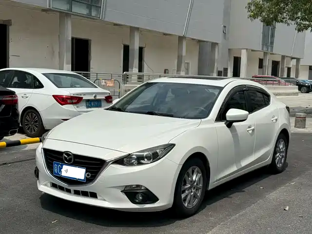 Mazda Mazda3 Angkesela Mazda3 Angkesela 2016 Sedan 1.5l Manual Luxury Model — фото