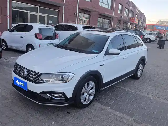 Volkswagen C-Trek Weiling C-Trek Weiling 2018 1.5l Automatic Comfort Model