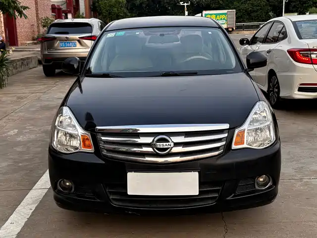 Nissan Sylphy Sylphy 2012 Classic 1.6xe Automatic Comfort Edition — фото