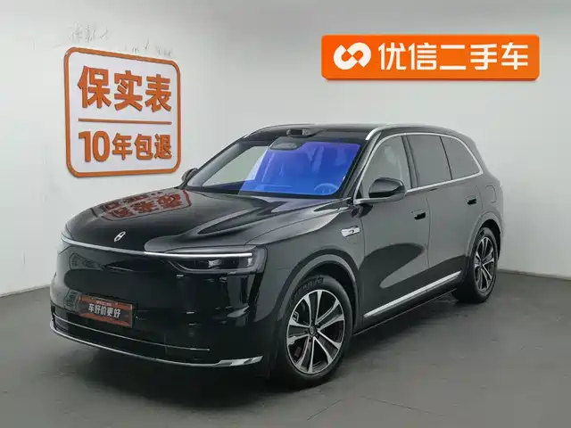 Aito Asks The World Wenjie M7 Wenjie M7 2026 Extended Range Ultra Four-Wheel Drive Version 5 Seats — фото