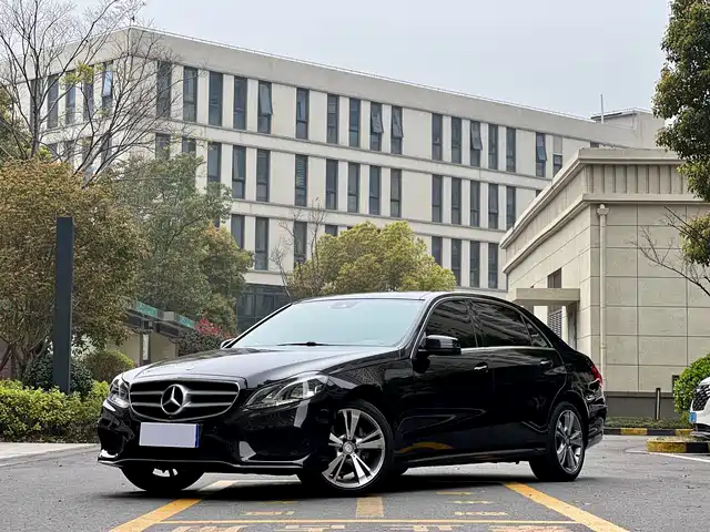 Mercedes-Benz Mercedes-Benz E-Class Mercedes-Benz E-Class 2015 E 320 L Luxury 4matic