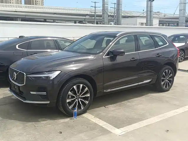 Volvo Volvo Xc60 Volvo Xc60 2025 B5 Four-Wheel Drive Zhiyuan Luxury Version — фото