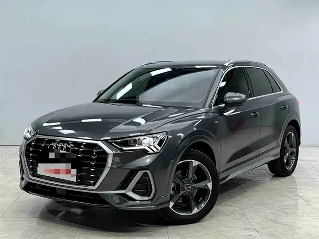 Audi Audi Q3 Audi Q3 2022 35 Tfsi Fashionable And Dynamic — фото