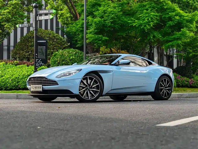 Aston Martin Aston Martin Db11 Aston Martin Db11 2022 4.0t V8 Coupe