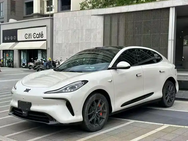 Zhiji Automobile Zhiji L6 Zhiji L6 2024 Max Standard Edition — фото