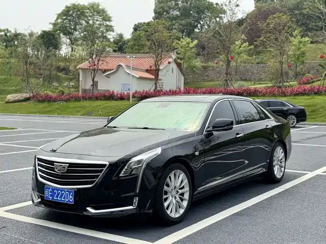 Cadillac Cadillac Ct6 Cadillac Ct6 2016 28t Leading Model — фото