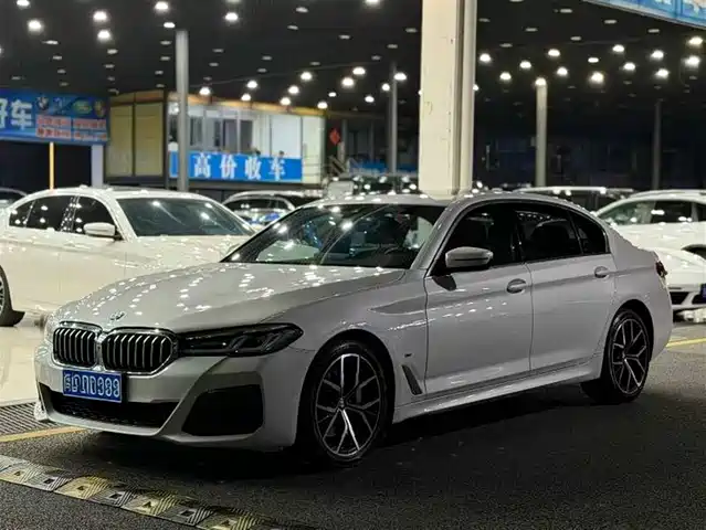 Bmw Bmw 5 Series Bmw 5 Series 2022 530li Exclusive Luxury Package — фото