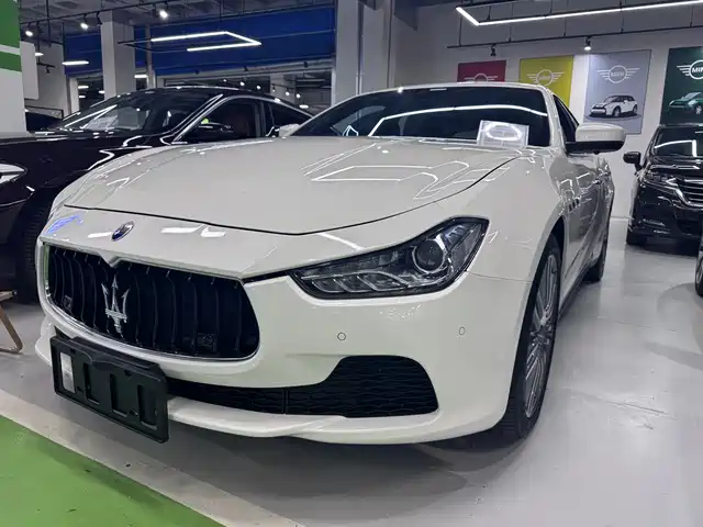 Maserati Ghibli Ghibli 2017 3.0t Standard Edition — фото