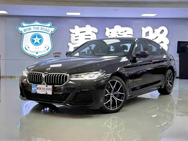Bmw Bmw 5 Series (Imported) Bmw 5 Series Imported 2022 540i Fashion Edition M Sports Package — фото
