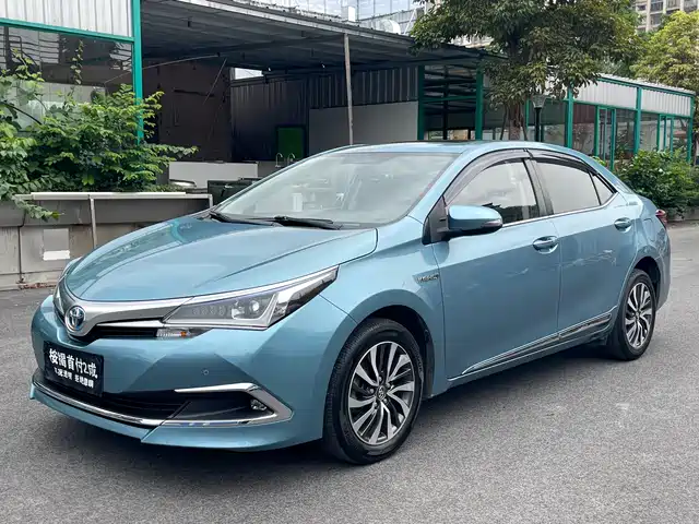 Toyota Corolla Corolla 2017 Facelift Dual Engine 1.8l E-Cvt Elite Version