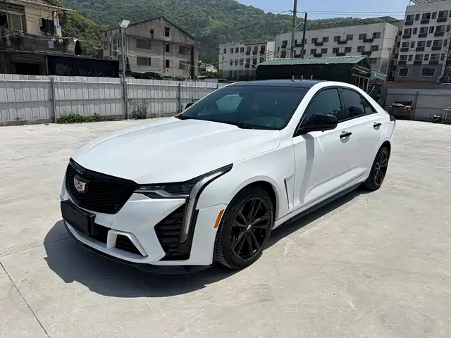 Cadillac Cadillac Ct4 Cadillac Ct4 2022 28t Luxury Model — фото