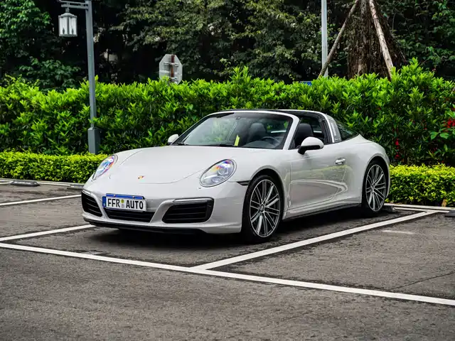 Porsche Porsche 911 Porsche 911 2016 Targa 4 3.0t