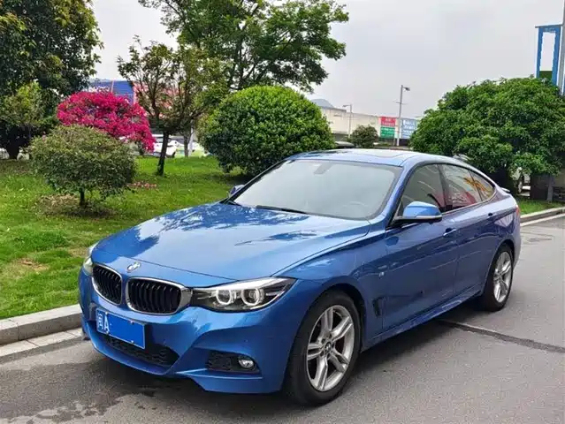 Bmw Bmw 3 Series Gt Bmw 3 Series Gt 2017 330i Xdrive M Sports — фото