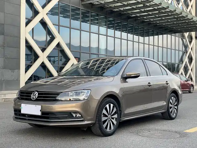 Volkswagen Sagitar Sagitar 2017 1.6l Automatic Comfort Model