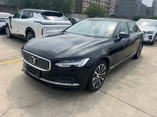 Volvo Volvo S90 Volvo S90 2025 B5 Zhiyi Luxury Edition — фото