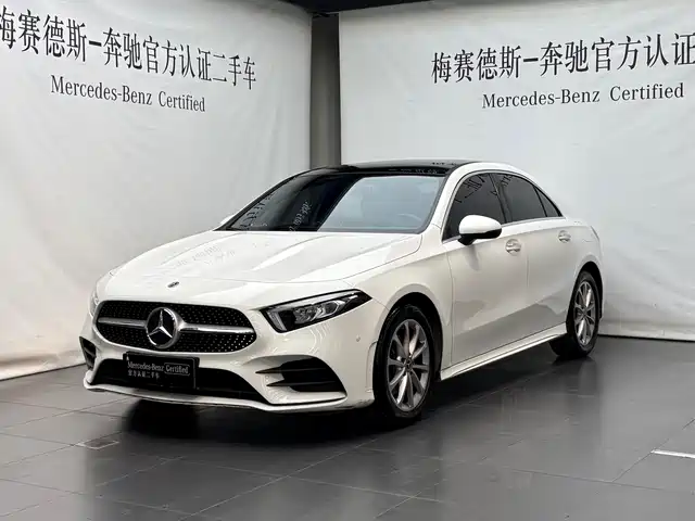 Mercedes-Benz Mercedes Benz A Class Mercedes-Benz A-Class 2021 A 200 L Sports Sedan Fashionable