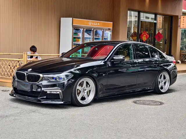 Bmw Bmw 5 Series (Imported) Bmw 5 Series (Imported) 2018 540i M Sports Package — фото