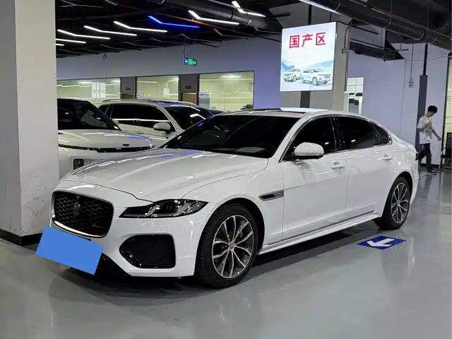 Jaguar Jaguar Xfl Jaguar Xfl 2021 Xfl 2.0t P250 Two-Wheel Drive Elite Sports Version — фото