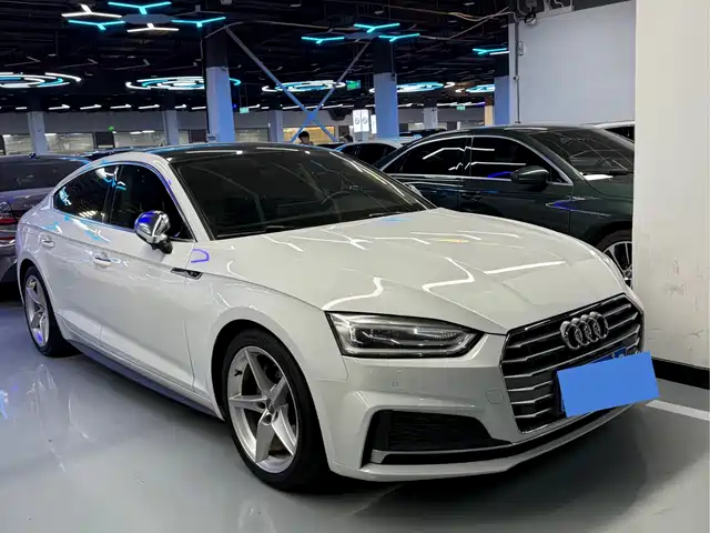 Audi Audi A5 (Imported) Audi A5 Imported 2017 Sportback 40 Tfsi Fashionable Model — фото