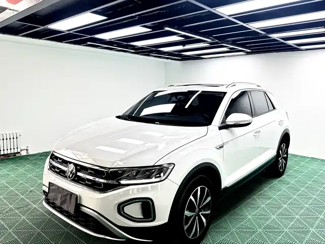 Volkswagen T-Roc Tange T-Roc 2023 280tsi Dsg Two-Wheel Drive Time Version — фото