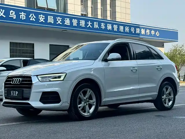 Audi Audi Q3 Audi Q3 2018 30th Anniversary Model 30 Tfsi Fashion Model — фото
