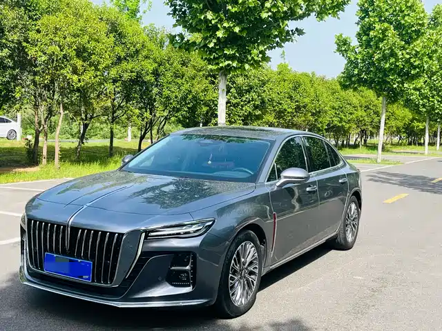 Red Flag Hongqi H5 Hongqi H5 2023 2.0t Automatic Smart Connected Flag Version