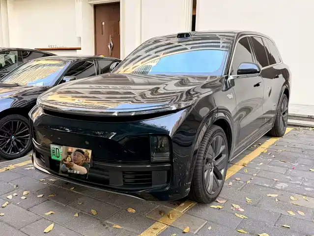 Ideal Car Ideal L8 Ideal L8 2025 Max Smart Refresh Version — фото