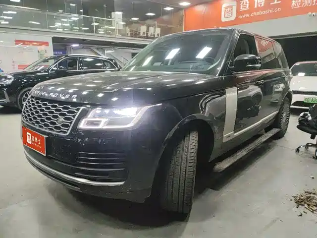 Land Rover Range Rover Range Rover 2021 3.0 L6 Legend Extended Classic Edition