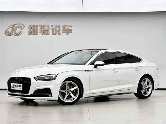 Audi Audi A5 (Imported) Audi A5 Imported 2019 Sportback 40 Tfsi Fashionable Model — фото