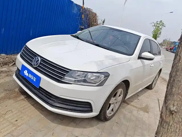 Volkswagen Lavida Lavida 2017 1.6l Manual Fashion Edition — фото