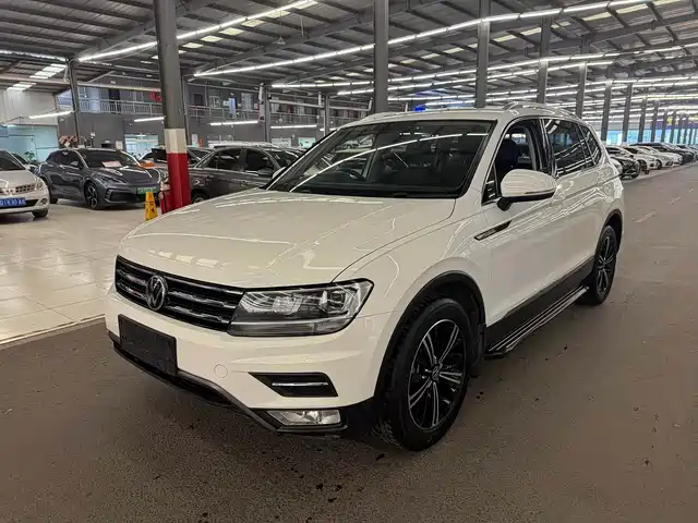 Volkswagen Tiguan L Tiguan L 2020 330tsi Automatic Two-Wheel Drive Smart Luxury Version National Vi — фото