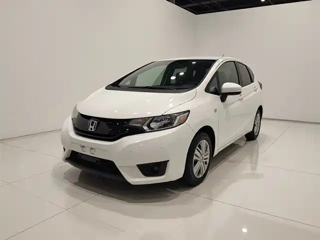 Honda Fit Fit 2016 1.5l Lxs Cvt Comfort Sunroof Edition — фото