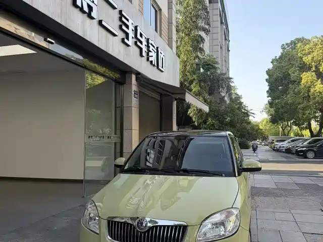Skoda Jing Rui Fabia 2009 1.6l Automatic Crystal Edition