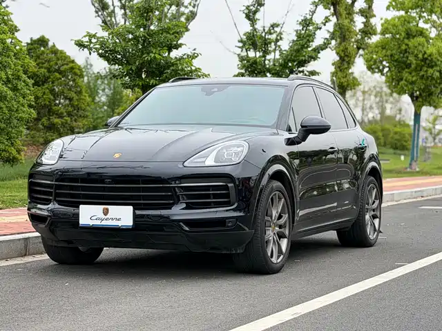 Porsche Cayenne Cayenne 2023 Cayenne 3.0t Platinum Edition