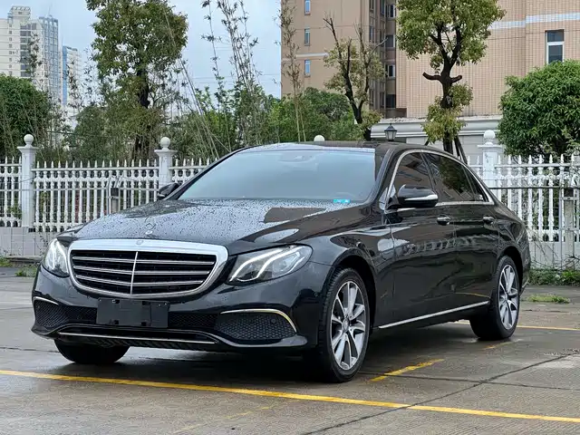 Mercedes-Benz Mercedes-Benz E-Class Mercedes-Benz E-Class 2016 E 200 L
