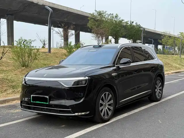 Aito Asks The World Wenjie M8 Wenjie M8 2025 Extended Range Max+ Version 53.4kwh 5-Seater Version — фото