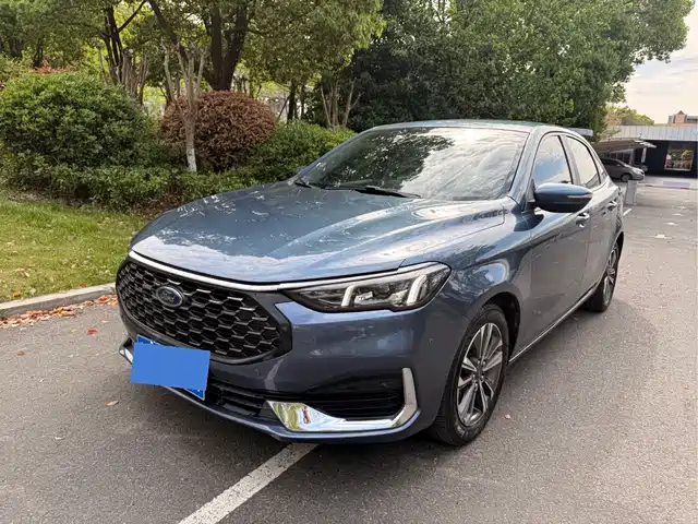 Ford Forrest Forex 2021 1.5l Automatic Diamond Version