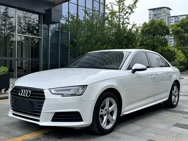 Audi Audi A4l Audi A4l 2017 40 Tfsi Fashion Type — фото