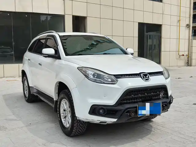 Jiangling Yusheng S350 Yusheng S350 2016 2.0t Automatic Four-Wheel Drive Gasoline Luxury Version 5 Seats
