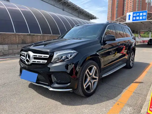 Mercedes-Benz Mercedes Benz Gls Mercedes-Benz Gls 2018 Facelift Gls 400 4matic Luxury Model — фото