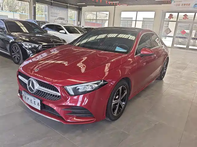 Mercedes-Benz Mercedes Benz A Class Mercedes-Benz A-Class 2022 Model 2 A 200 L Sports Sedan Fashionable