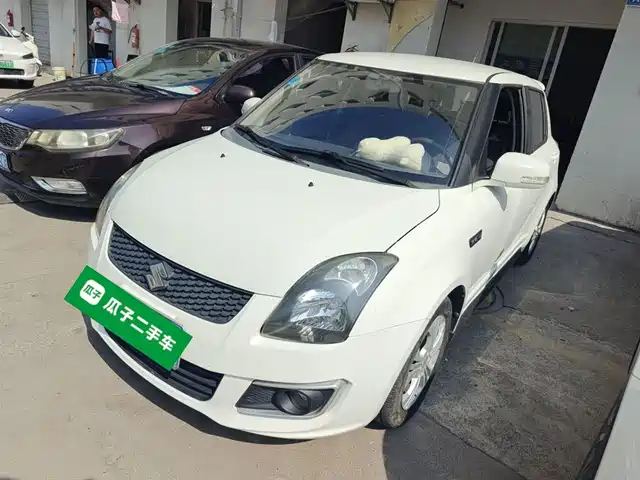 Suzuki Swift Swift 2013 1.5l Automatic Standard Version