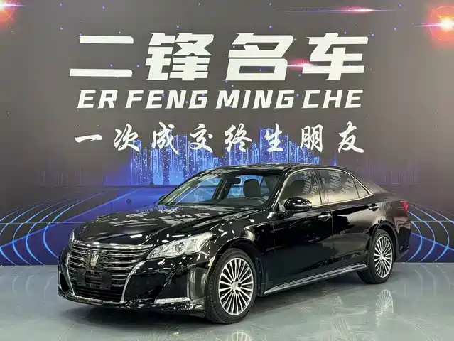 Toyota Crown Crown 2018 2.0t Sports Edition — фото