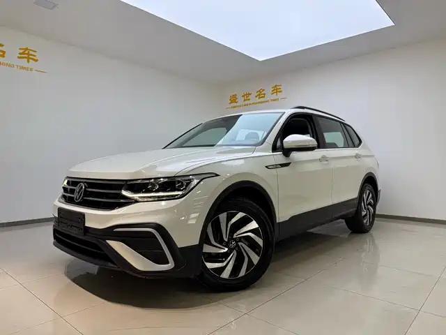 Volkswagen Tiguan L Tiguan L 2023 330tsi Automatic Two-Wheel Drive Comfort Version — фото