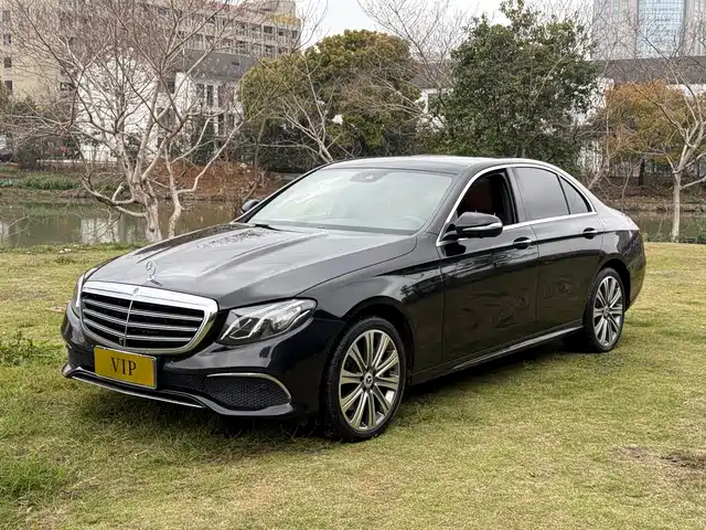 Mercedes-Benz Mercedes-Benz E-Class Mercedes-Benz E-Class 2017 E 300 Sports — фото