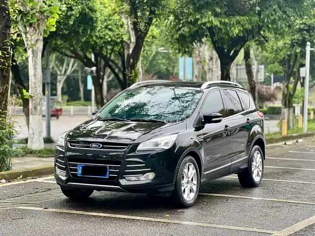 Ford Wing Tiger Escape 2013 2.0l Gtdi Four-Wheel Drive Sports Model