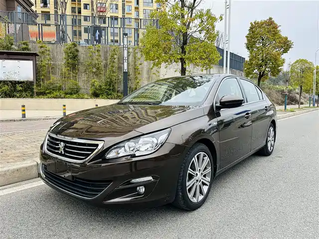 Peugeot Peugeot 408 Peugeot 408 2015 1.2t Automatic Luxury Version